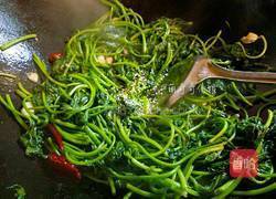 炝炒红薯叶的做法图解7