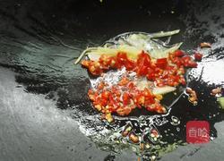 香菇木耳辣炒鸡珍的做法图解6