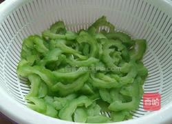 凉瓜炒肉的做法图解6