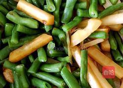土豆烧芸豆的做法图解5