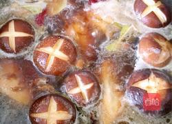 香菇烧鸡翅的做法图解6