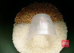 荞麦饭的做法图解1