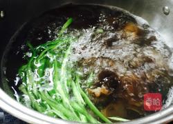 凉调洋葱木耳的做法图解3