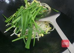 韭菜豆芽的做法图解5