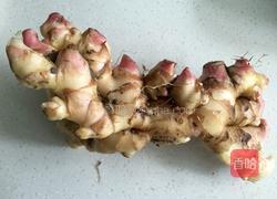 糖醋泡嫩姜的做法图解1