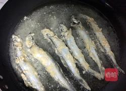 香煎多春鱼的做法图解4