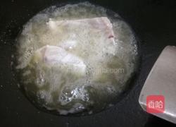 焖草鱼的做法图解2