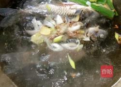 凉拌鲫鱼的做法图解3