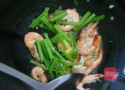 芹菜炒大虾的做法图解9