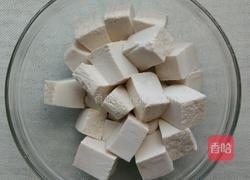香菇肉末豆腐的做法图解1