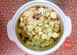 莲子炖猪心的做法图解4