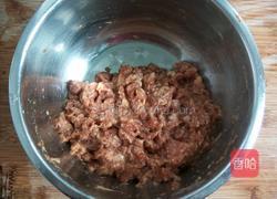 芹菜猪肉饺子的做法图解3