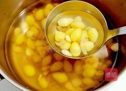 白果杏仁美肤汤的做法图解8