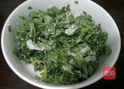 蒸芹菜叶的做法图解3