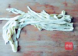 番茄鸡蛋鸡汁面的做法图解2