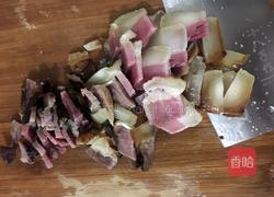 香菇炒腊肉的做法图解2