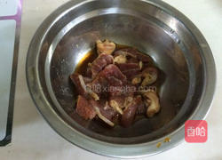 瘦肉炒青瓜的做法图解2