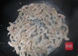 京酱肉丝饼皮卷的做法图解6