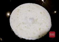 蛋清炒牛奶的做法图解4