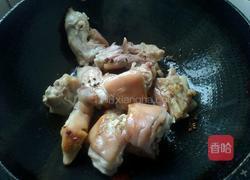 电压力锅红烧猪蹄的做法图解6