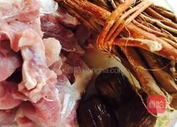 五指毛桃汤的做法图解1