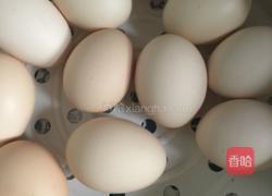 自家腌制咸鸡蛋的做法图解1