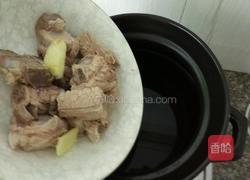 排骨绿豆冬瓜汤的做法图解3