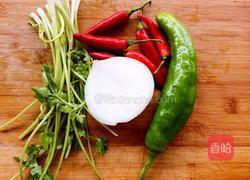 洋葱鸡肉的做法图解1