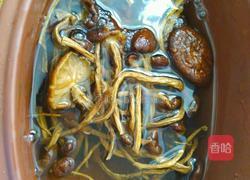 茶树菇煲水鸭汤的做法图解3