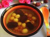 莲子红枣枸杞汤的做法[图]