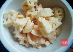 莲藕炖猪蹄的做法图解4