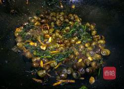 紫苏豉酱炒石螺的做法图解8