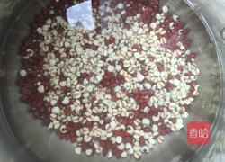 红豆莲子茯苓汤的做法图解4