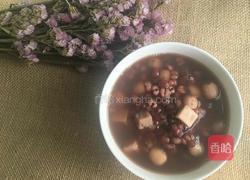 红豆莲子茯苓汤的做法图解10
