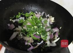 洋葱炒烧肉的做法图解8