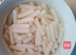 排骨烧年糕的做法图解3