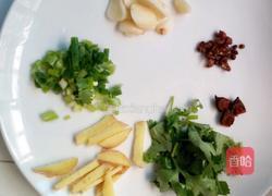 排骨烧年糕的做法图解7