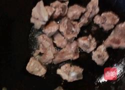 排骨烧年糕的做法图解8