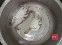 咖喱螃蟹的做法图解1