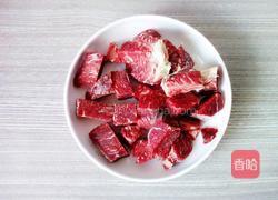 红烧土豆牛肉的做法图解1