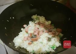 火龙果炒饭的做法图解7