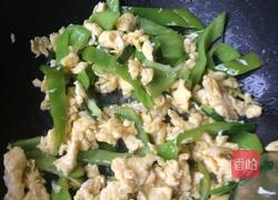 青椒鸡蛋的做法图解4