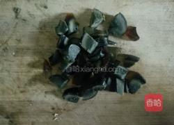 简易皮蛋豆腐的做法图解2