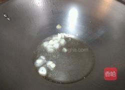 青椒炒丝瓜的做法图解3