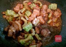苦瓜烧肉的做法图解11