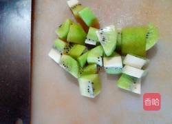 蜂蜜猕猴桃丁的做法图解2