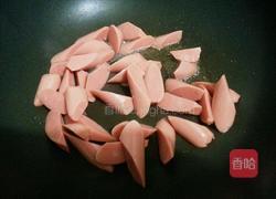 火腿肠炒榨菜的做法图解3