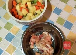 咖喱鸡肉土豆饭的做法图解2