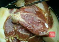电饭煲蜜汁叉烧的做法图解1