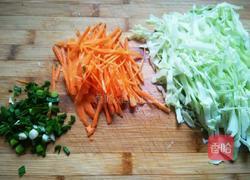 鸡蛋卷心菜炒面条的做法图解4